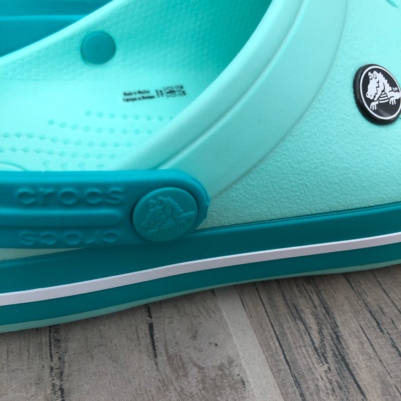 Crocs Women’s Crocsband - NEW - Picture 6 of 6